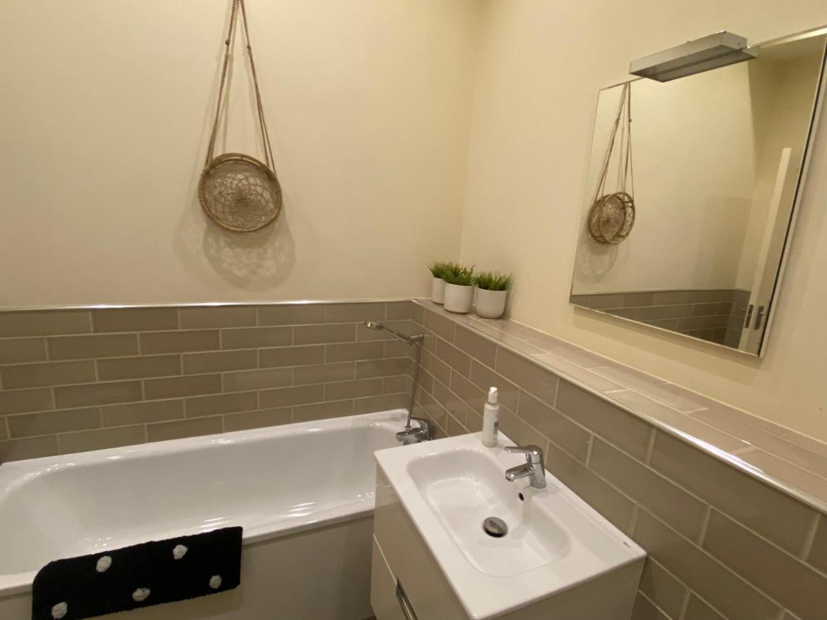 Modern Flat In Leeds City Centre, Great For Business And Pleasure Buitenkant foto